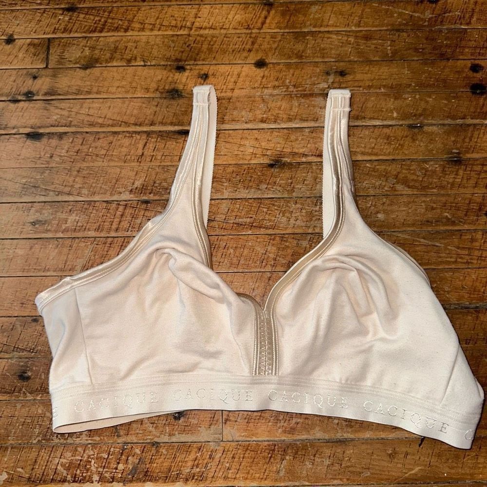 Cacique 40C wireless nude full figure jersey knit bra